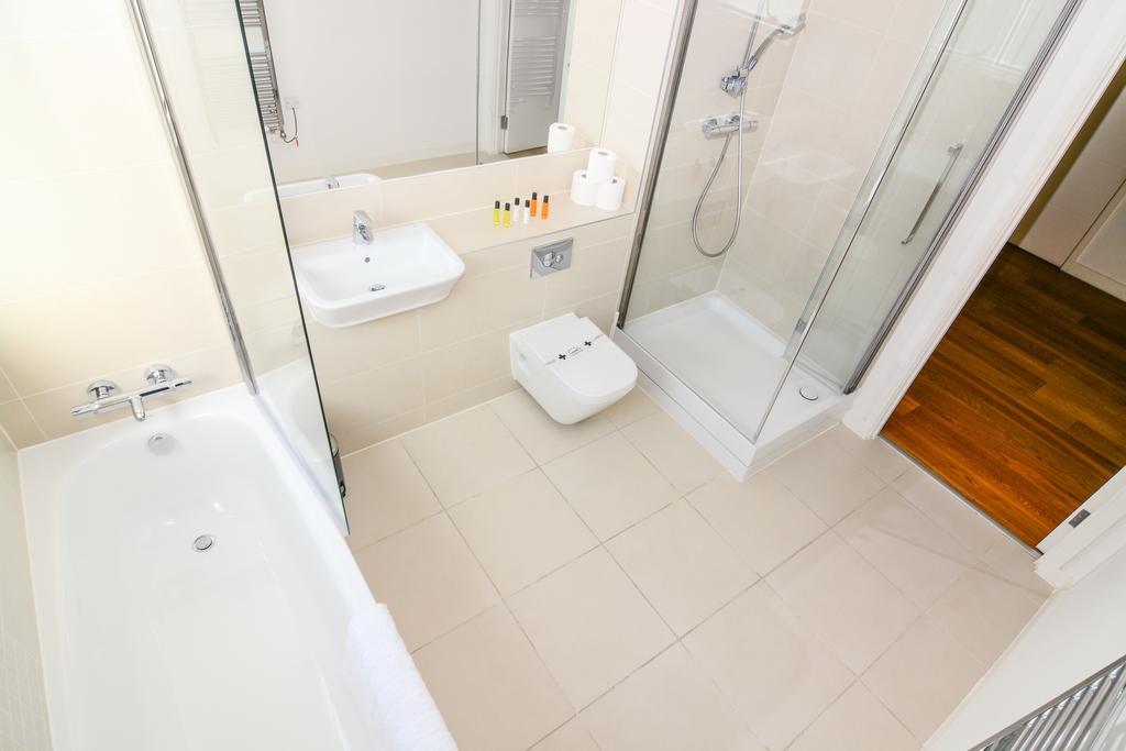 Apartment Wharf - Cambridge Av Лондон Екстер'єр фото