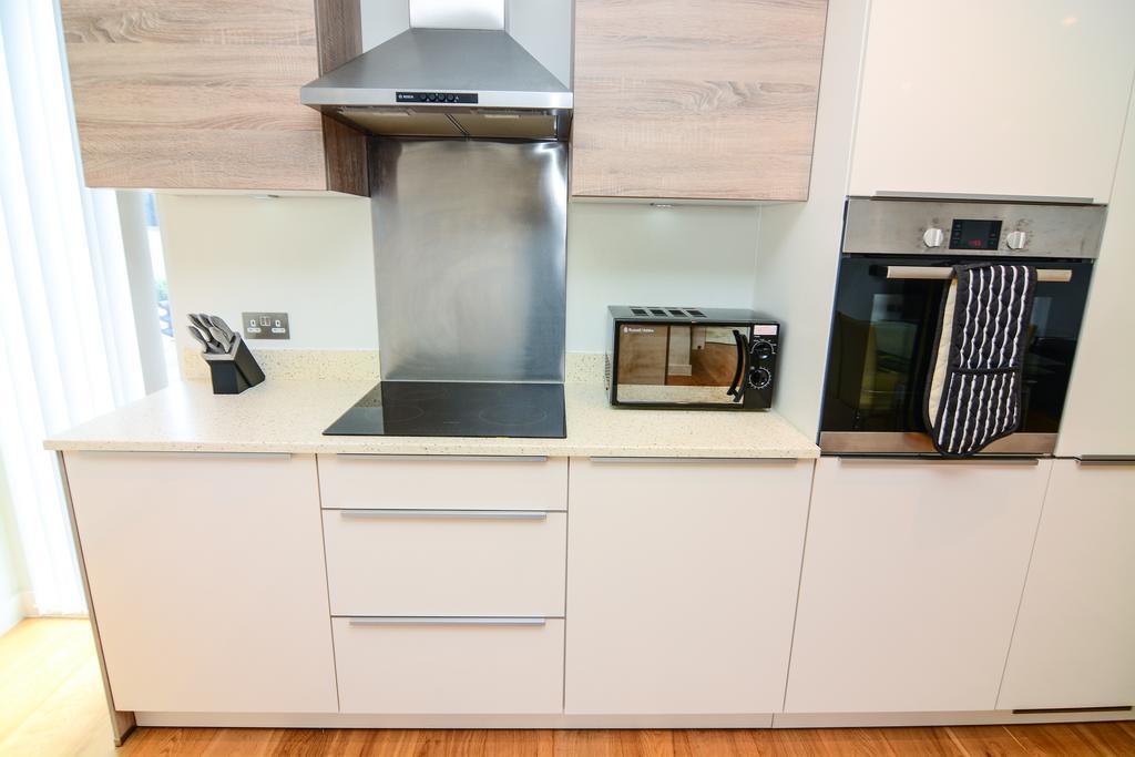 Apartment Wharf - Cambridge Av Лондон Екстер'єр фото