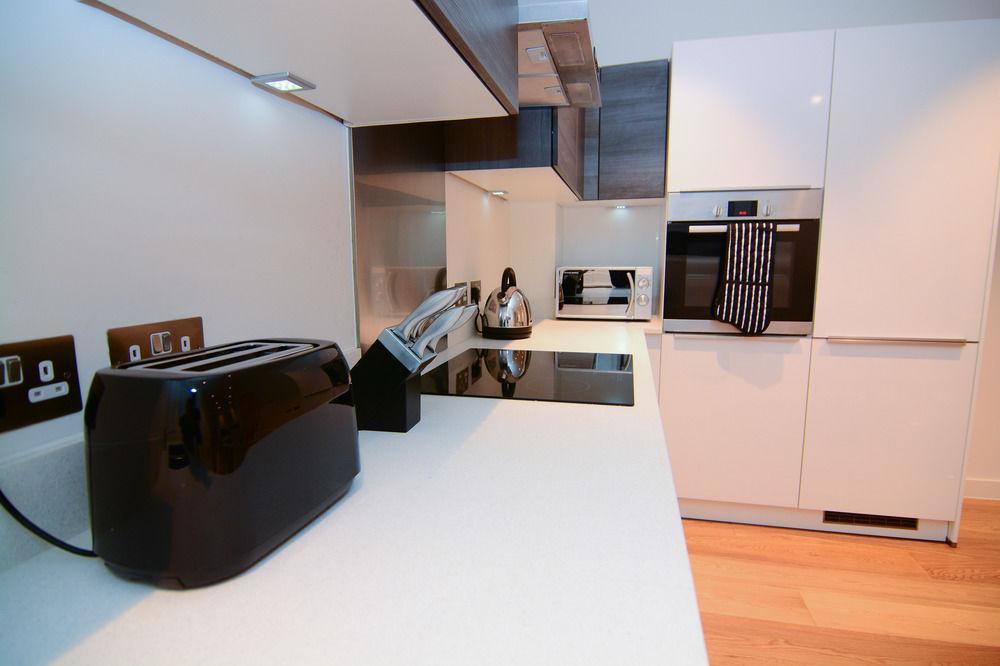 Apartment Wharf - Cambridge Av Лондон Екстер'єр фото