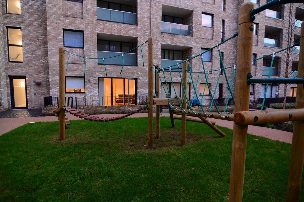 Apartment Wharf - Cambridge Av Лондон Екстер'єр фото