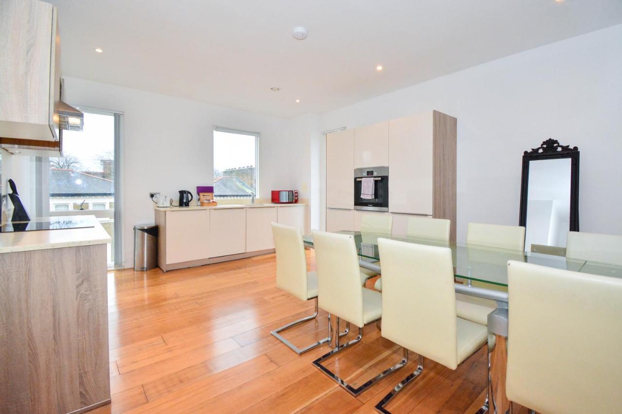 Apartment Wharf - Cambridge Av Лондон Екстер'єр фото